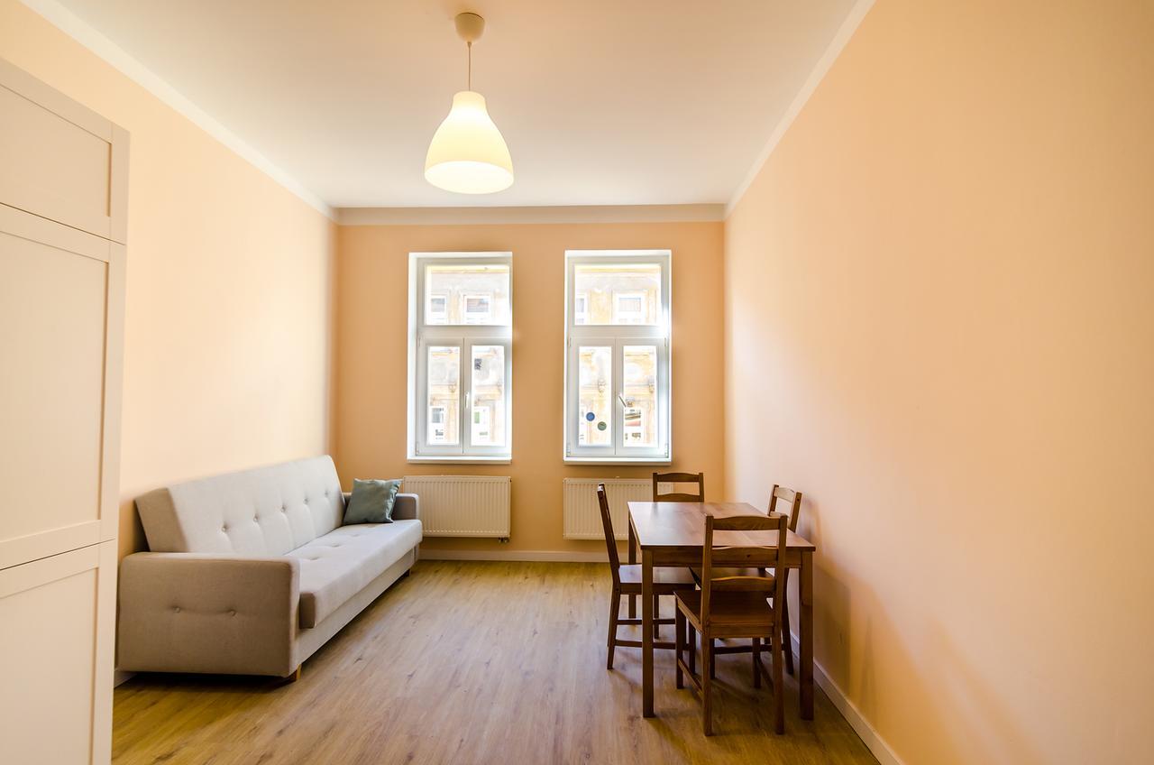 Churchill Apartments Прага Экстерьер фото