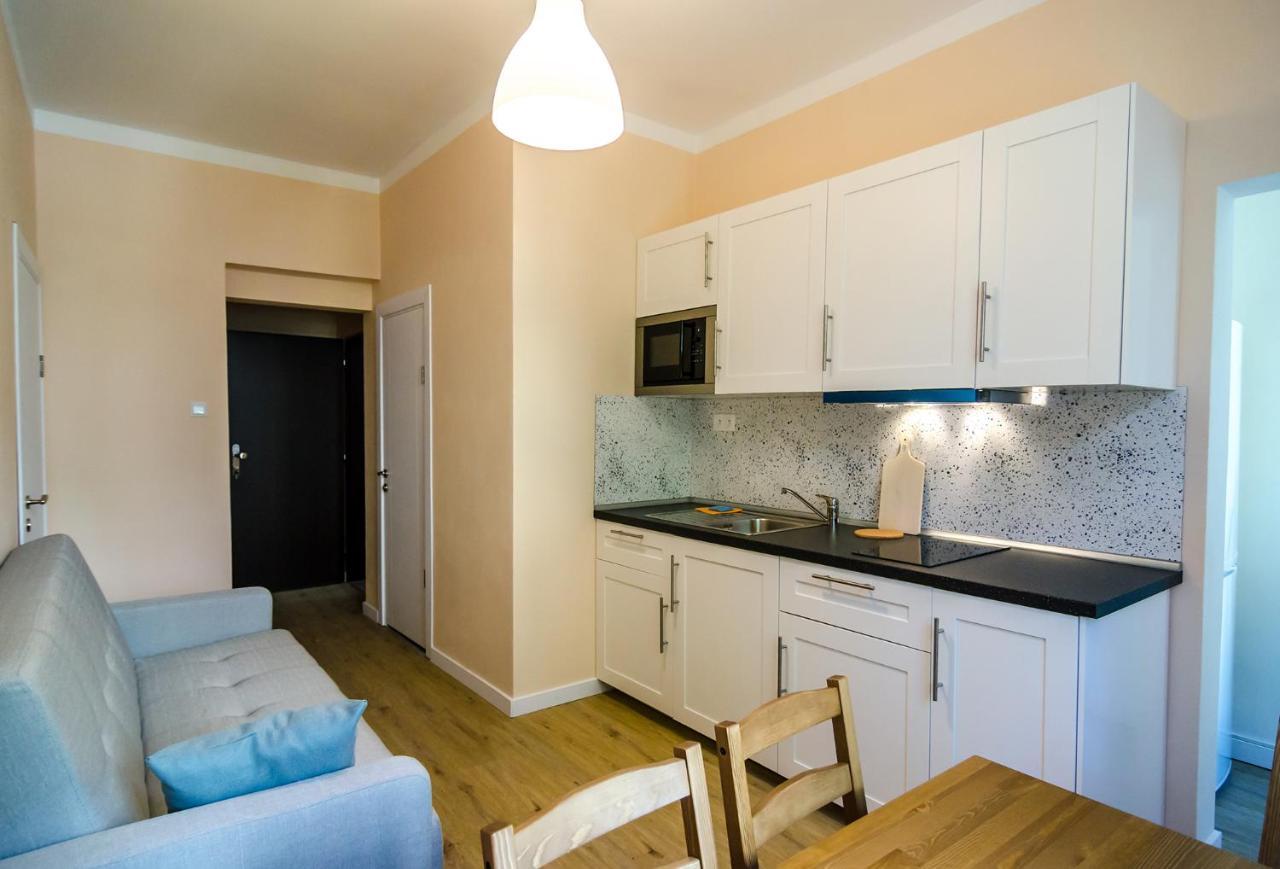 Churchill Apartments Прага Экстерьер фото