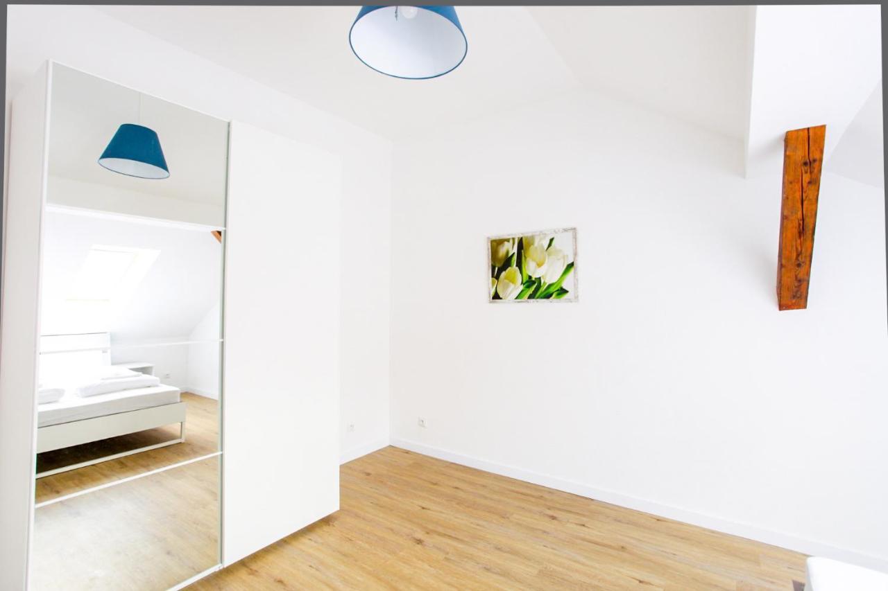 Churchill Apartments Прага Экстерьер фото