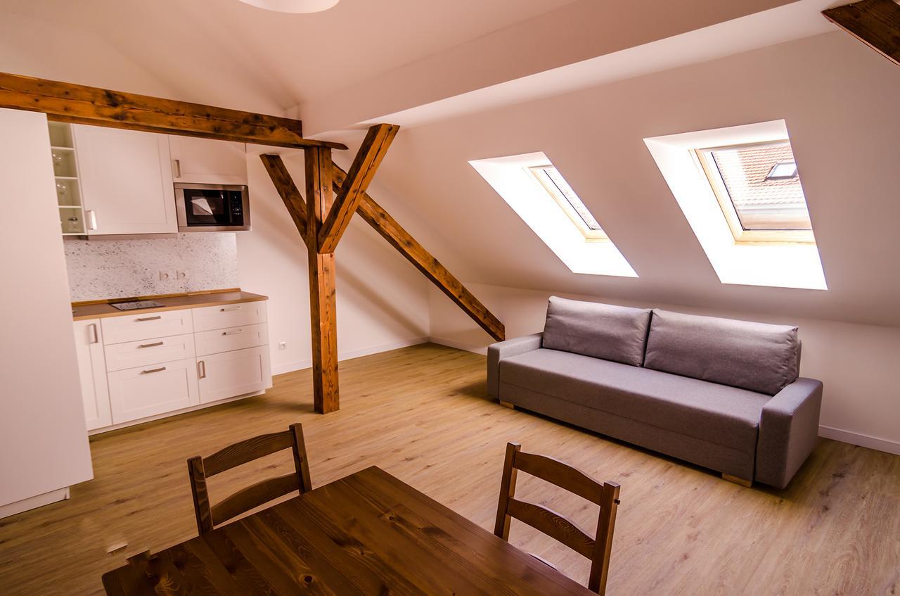 Churchill Apartments Прага Экстерьер фото